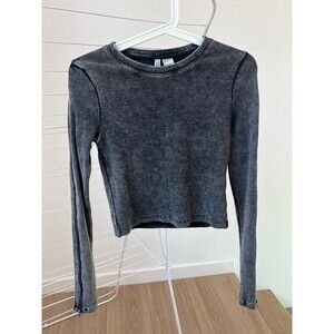 H&M Divided Zipper Sleeve Gray Long Sleeve Shirt Small NWT